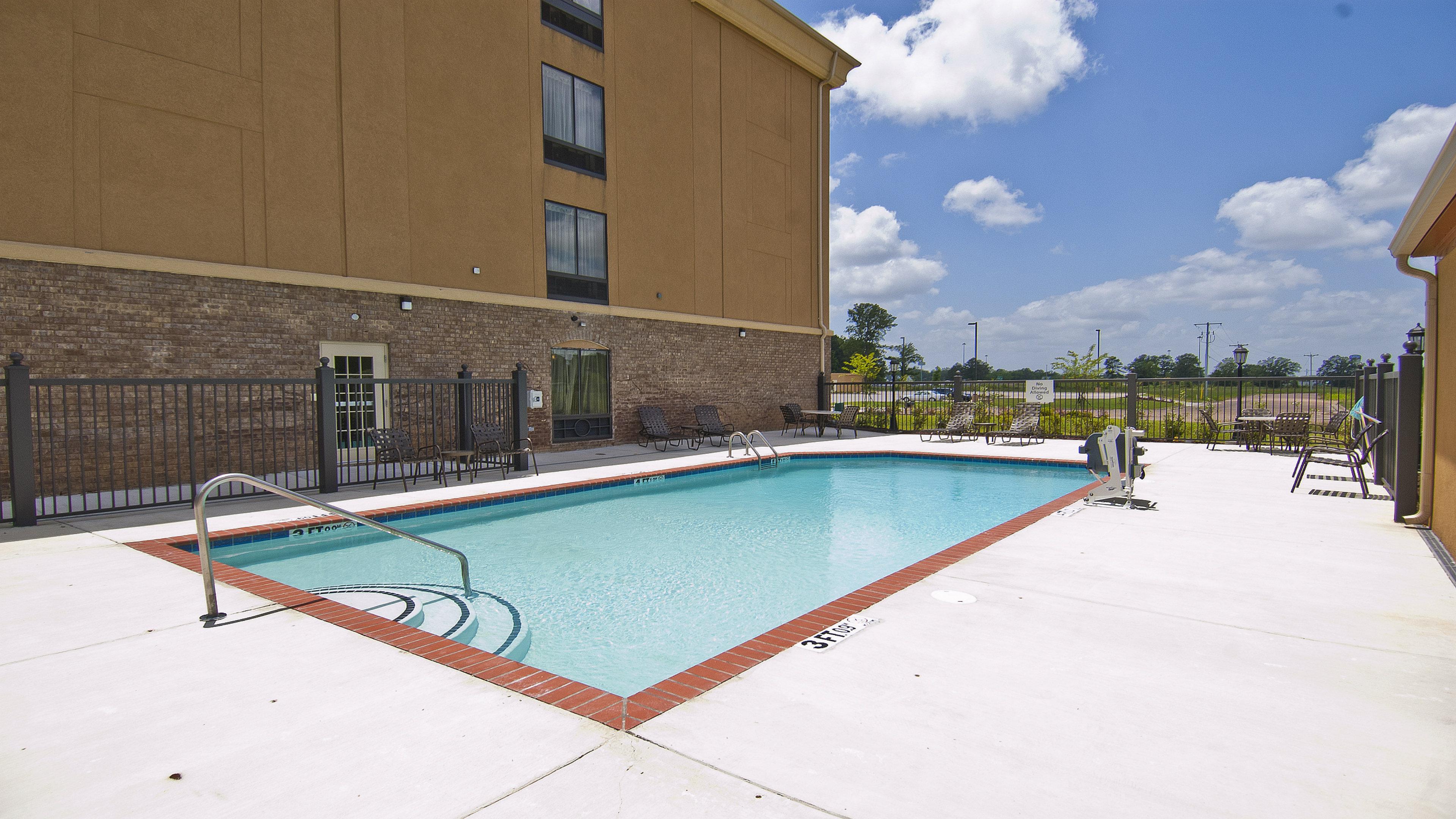 Holiday Inn Express & Suites Jackson/Pearl International Airport Exteriér fotografie