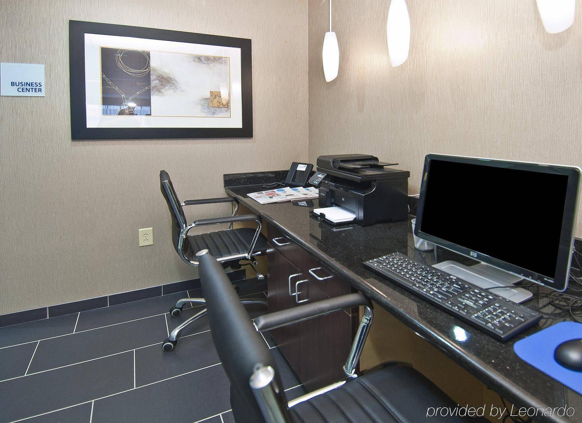 Holiday Inn Express & Suites Jackson/Pearl International Airport Exteriér fotografie