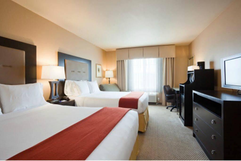 Holiday Inn Express & Suites Jackson/Pearl International Airport Exteriér fotografie